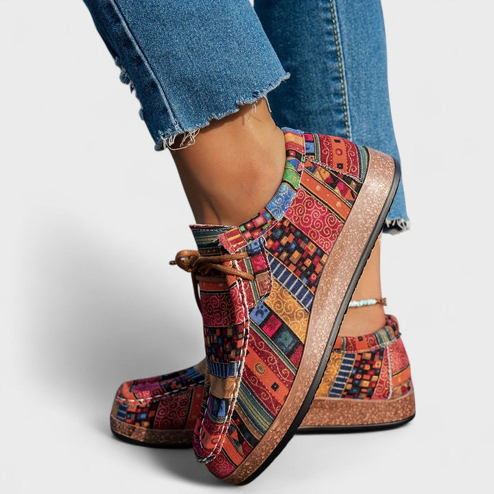 Women's Wide Fit Walking Shoes