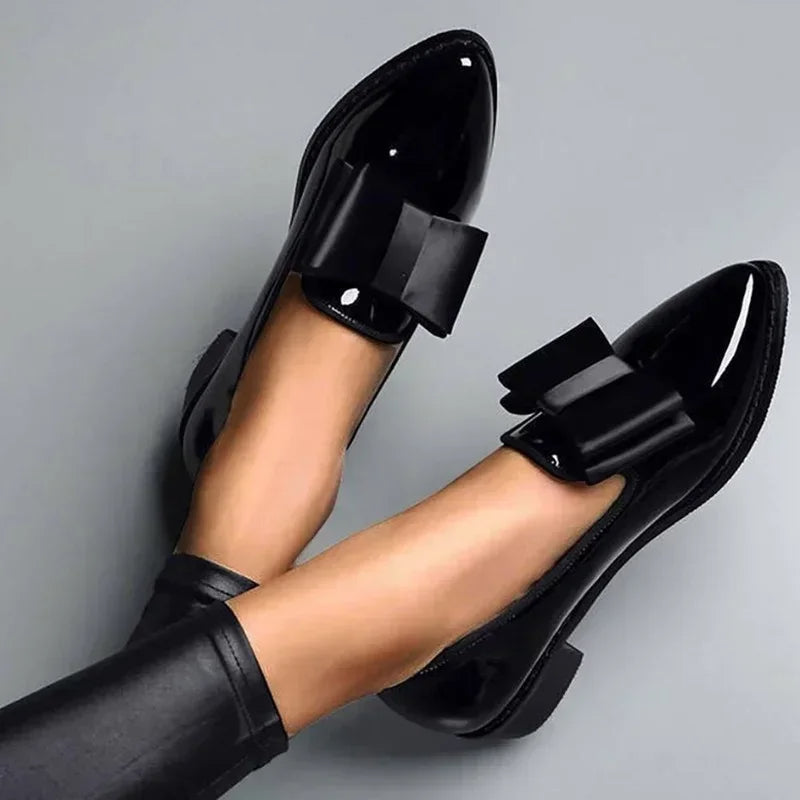 Shelly | Elegant Women's Pointed Toe Ballet Flats
