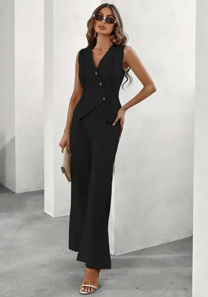 Claudette | Women's Sleeveless Two-Piece Suit