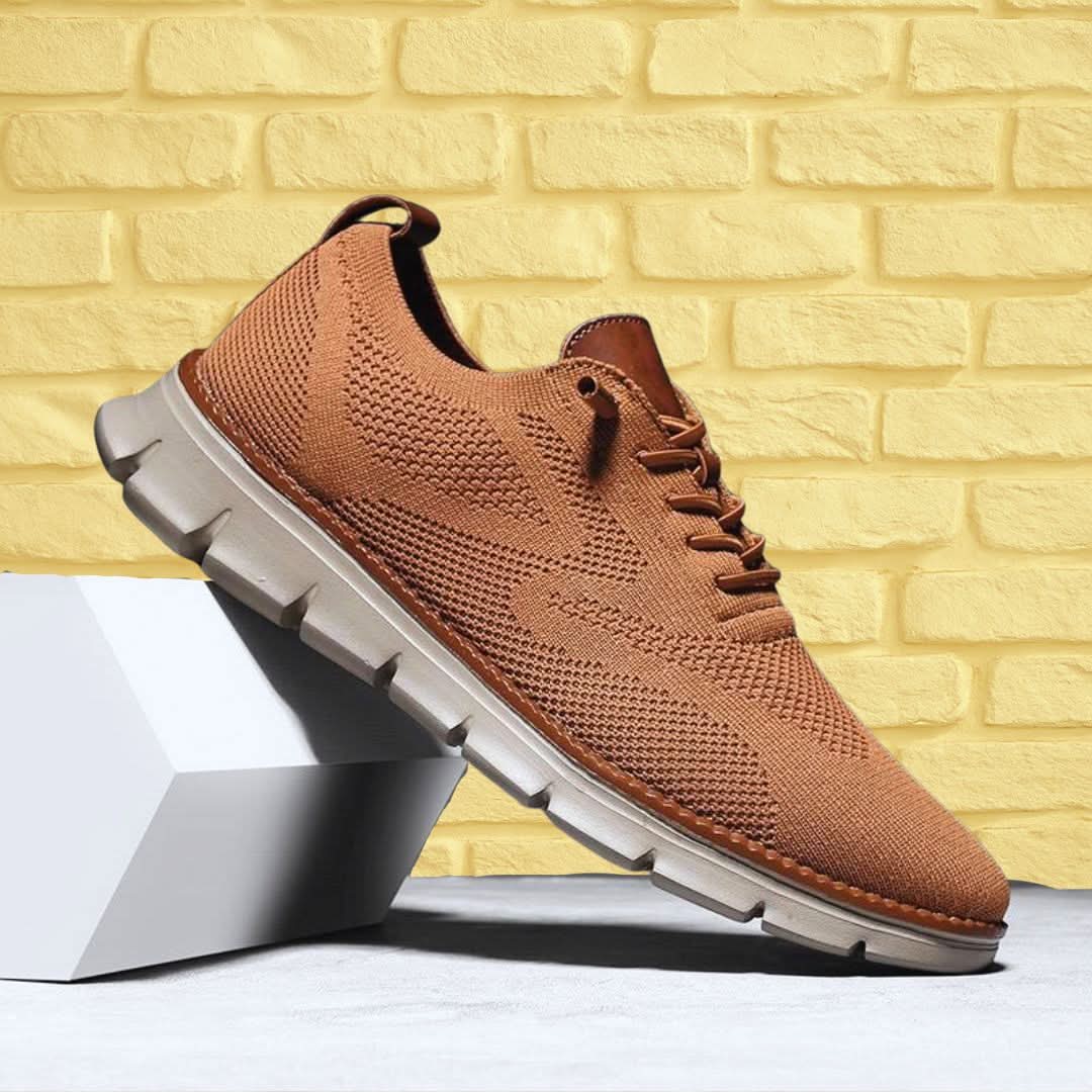 Men's Wide Fit Walking Trainers
