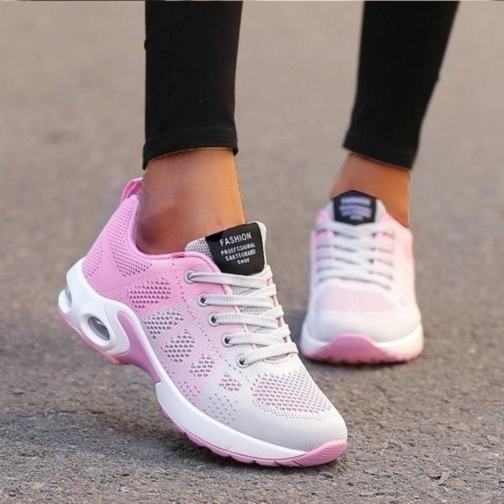 Women's Walking Shoes