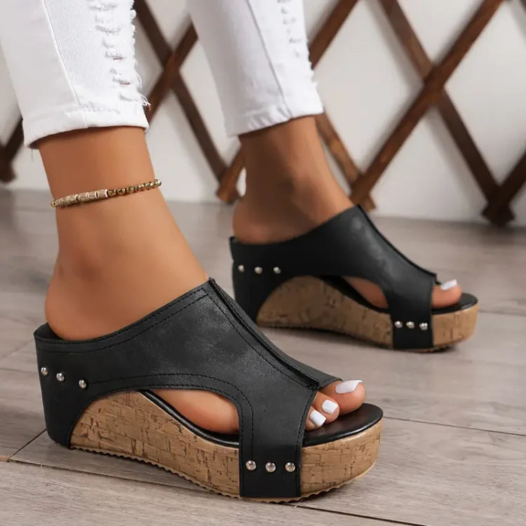 Women's Cushioned Sandals