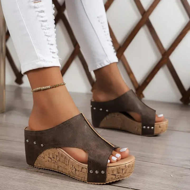 Women's Cushioned Sandals