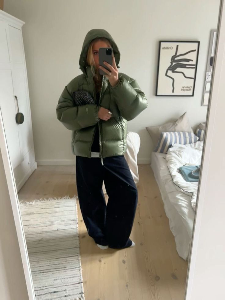 Men's Hooded Puffer Jacket