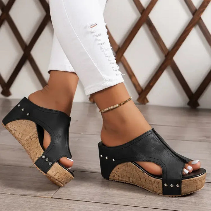 Women's Cushioned Sandals