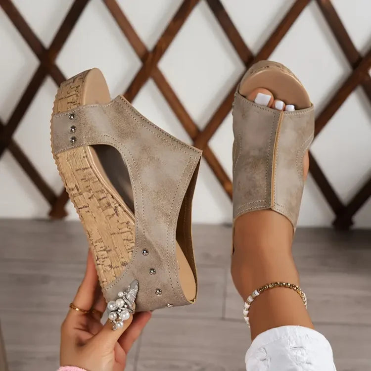 Women's Cushioned Sandals
