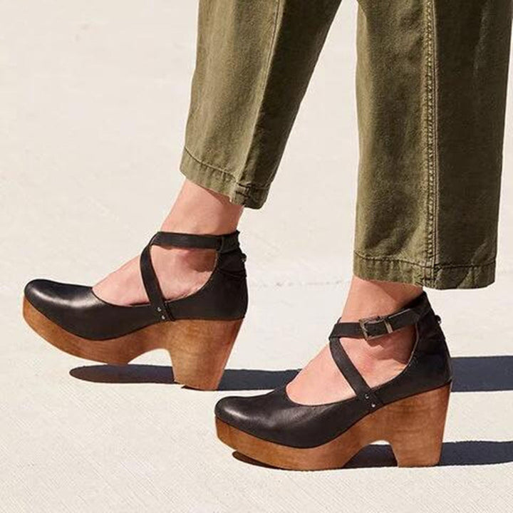 Women's Closed Heel Sandals
