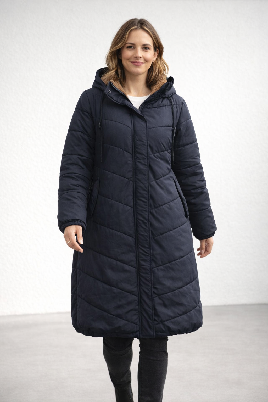 Women's Quilted Coat with Hood and Pockets