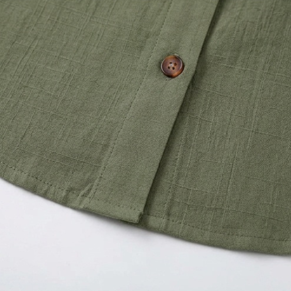 Women's Sleeveless Button Front Blouse