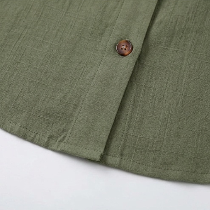 Women's Sleeveless Button Front Blouse