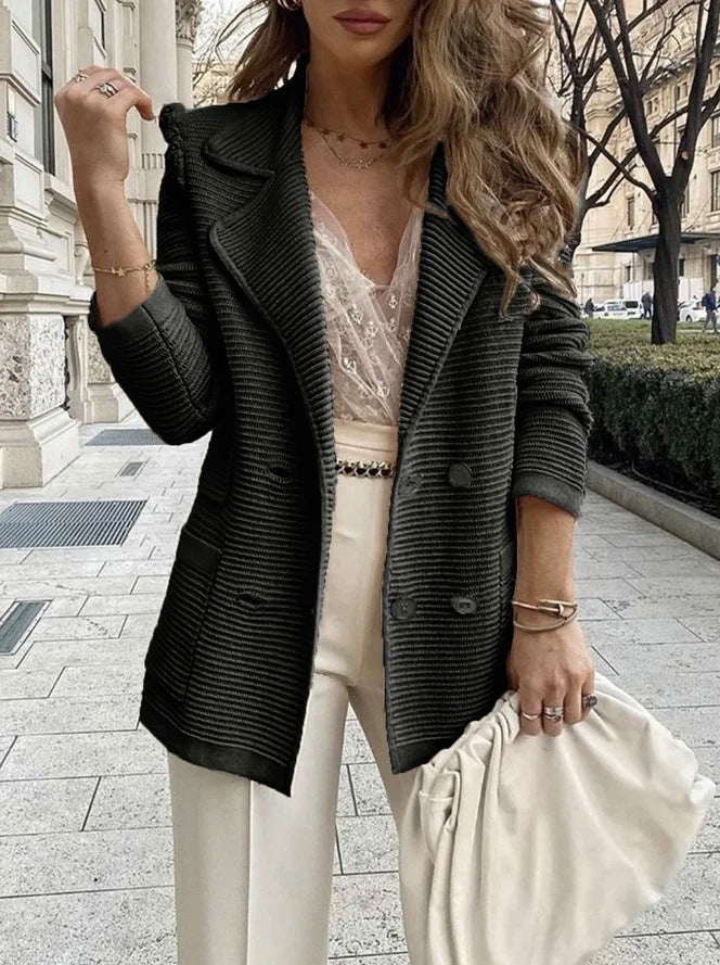 Blazer en maille pour femme avec boutons croisés