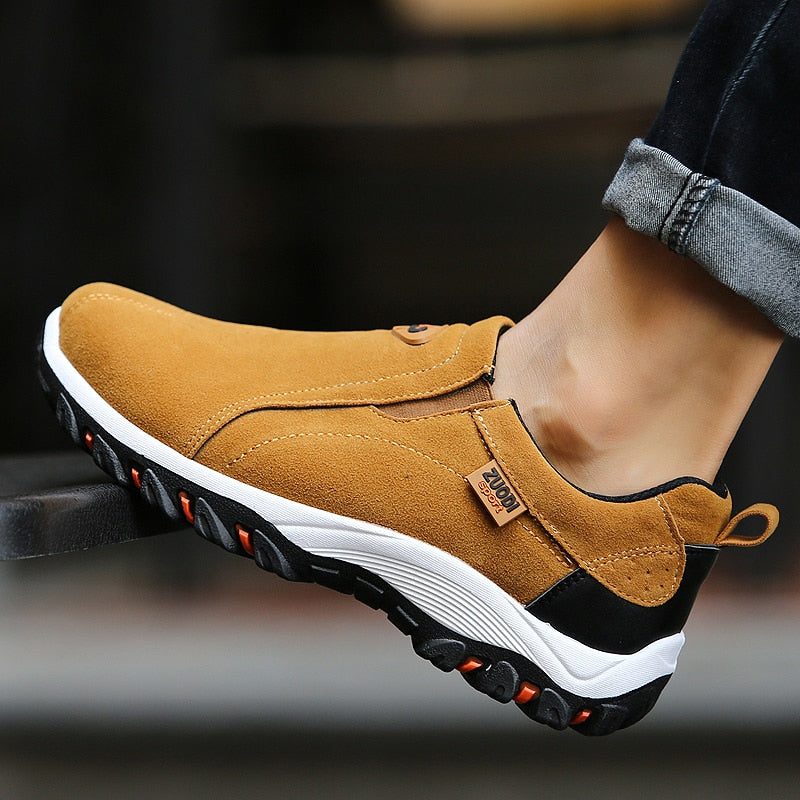 Men's Outdoor Slip-On Shoes with High Sole