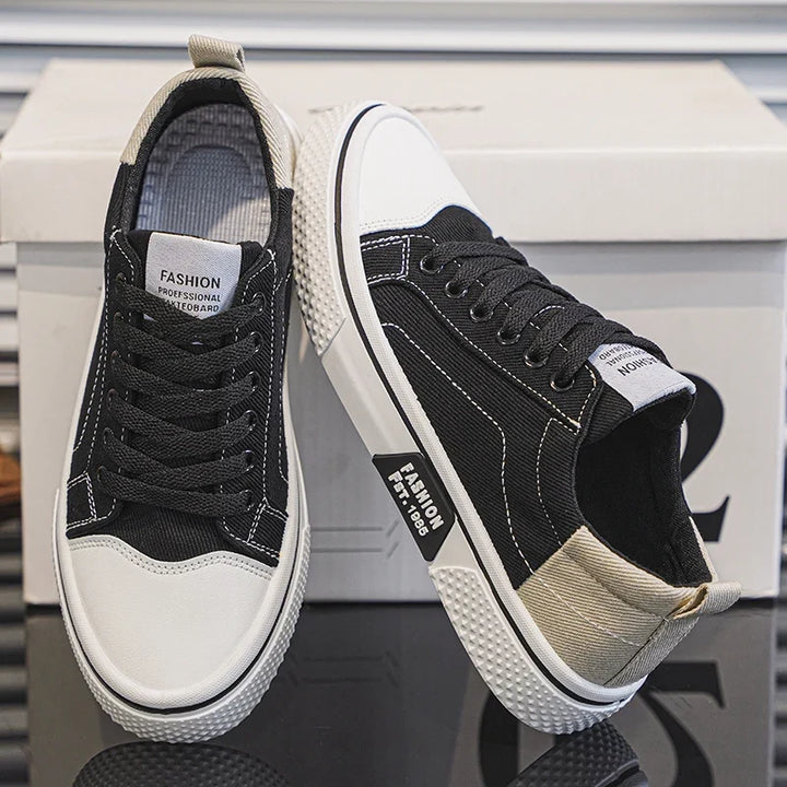 Men's Lace-Up Canvas Plimsolls