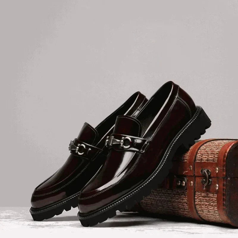 Men's Leather Loafers with Horse-Bit Detail