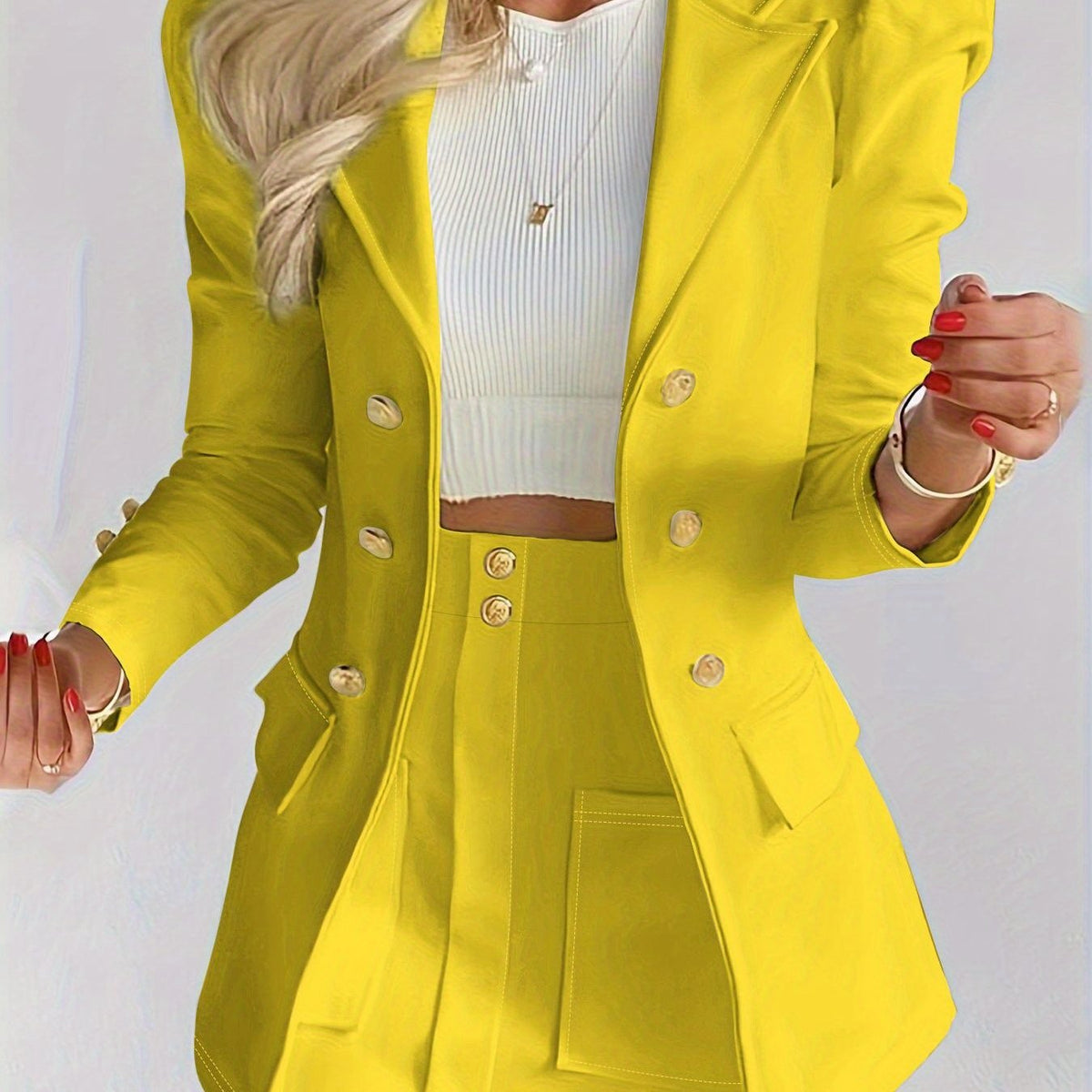Costume deux-pièces ajusté pour femme
