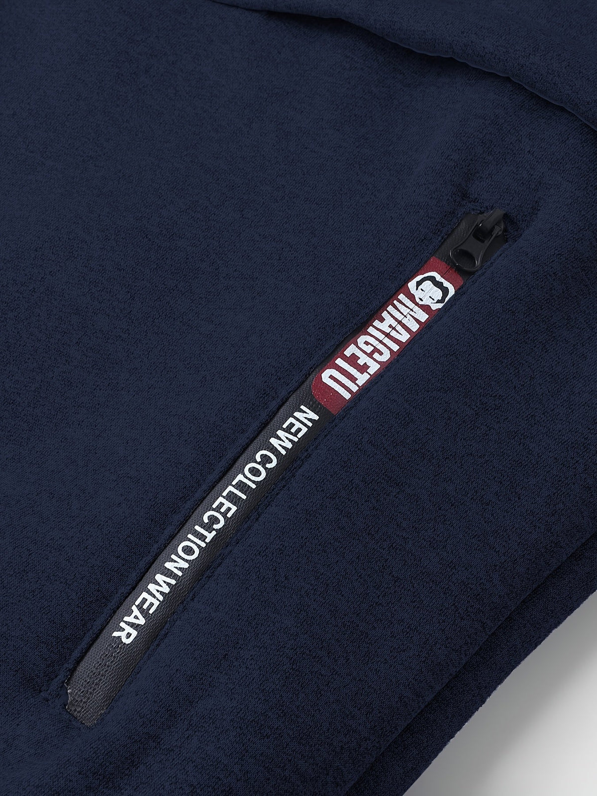 Chaqueta con capucha y cremallera de hombre