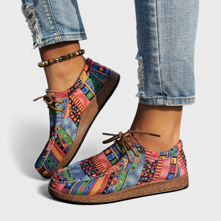 Women's Wide Fit Walking Shoes