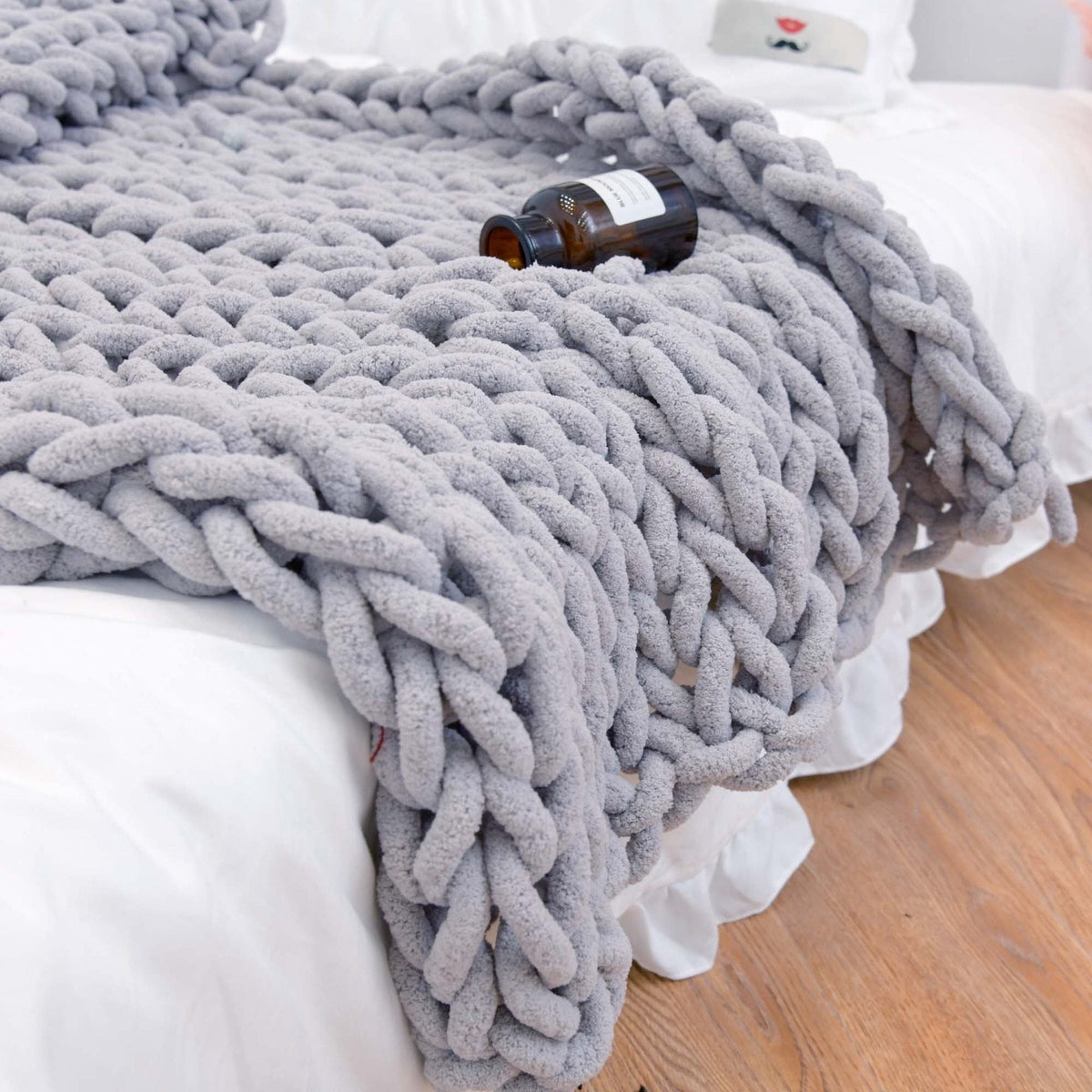 Chunky Throw Blanket with Thick Knit Chenille Weave and Plush Texture - Image 9