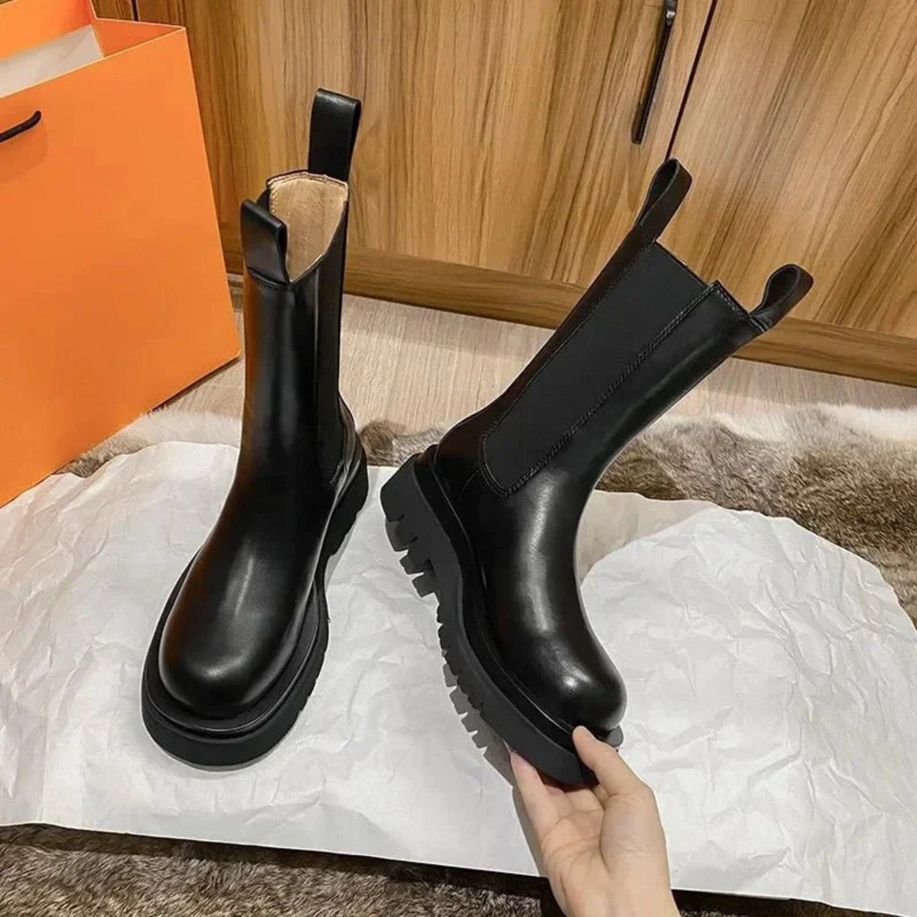 Botines Chelsea de mujer con suela dentada