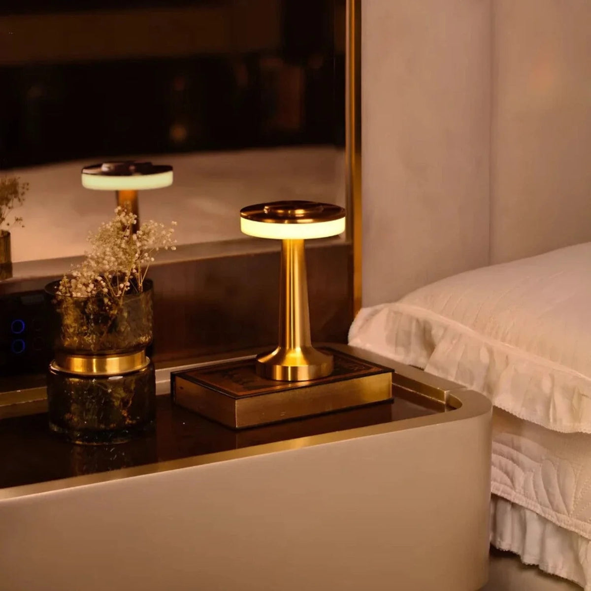 Cordless Table Lamp with Rechargeable Battery LED Light and Portable Metallic Design - Image 3