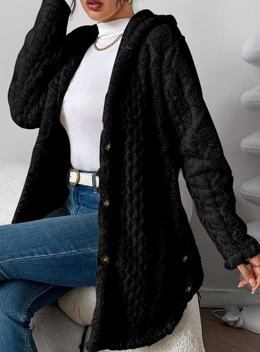Giacca da donna con cappuccio e tessuto testurizzato da mezza stagione