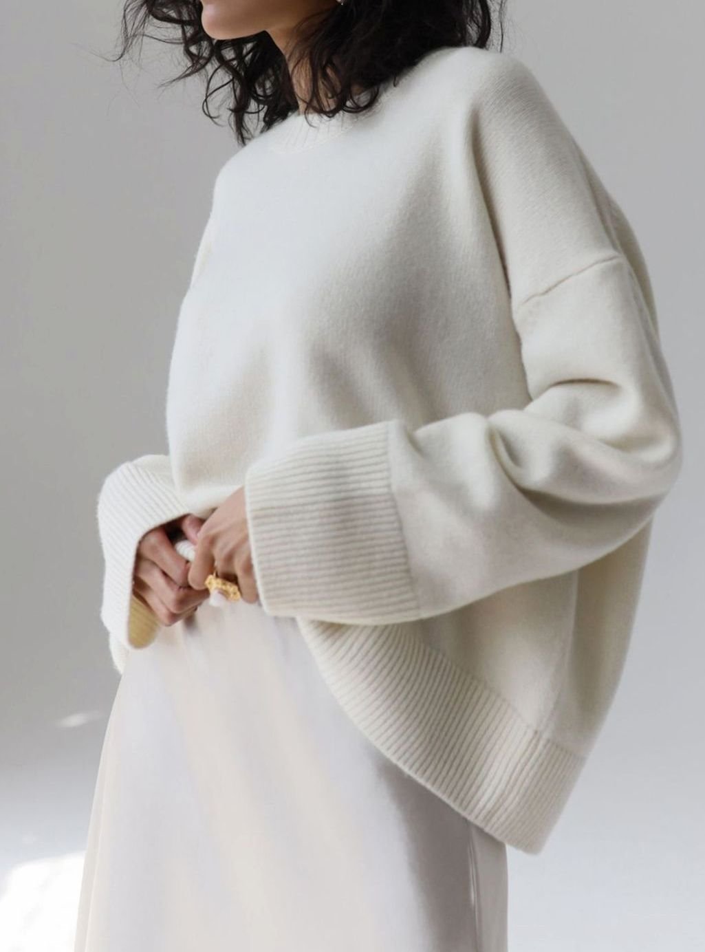 Women's Dropped Shoulder Knit Jumper