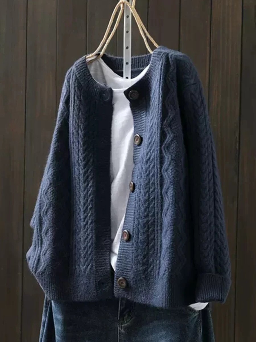 Women's Oversized Cable Knit Cardigan