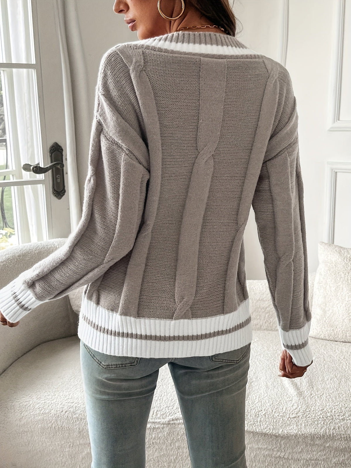 Women's Oversized Cable Knit V Neck Sweater