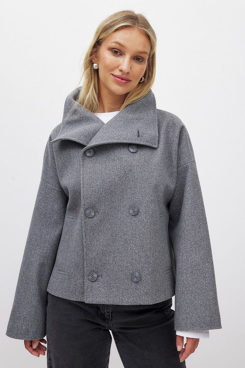 Veste en laine croisée pour femme