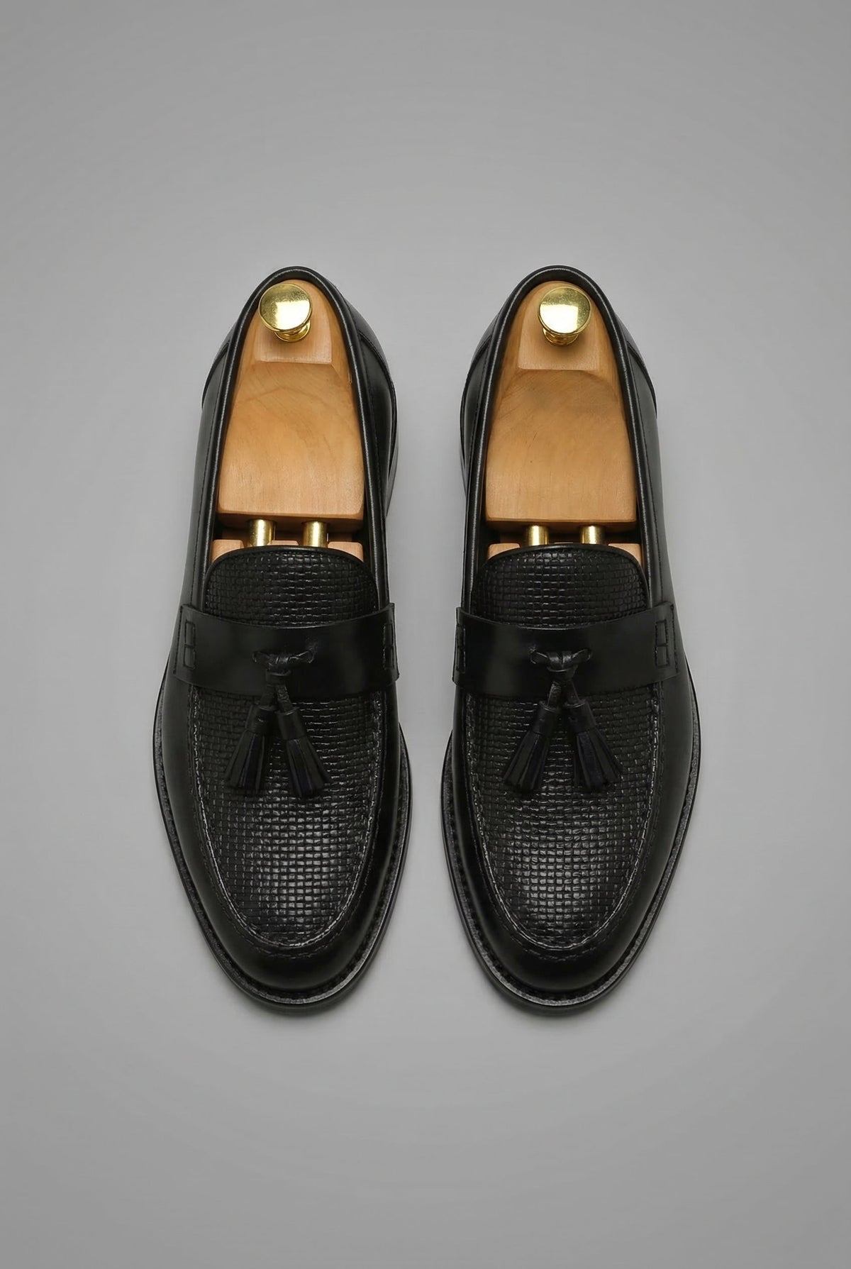 Mocasines tejidos con borlas para hombre