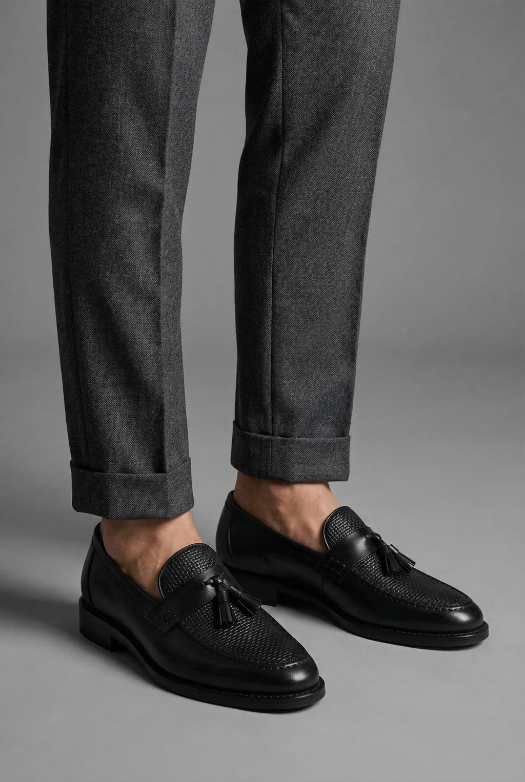 Mocasines tejidos con borlas para hombre