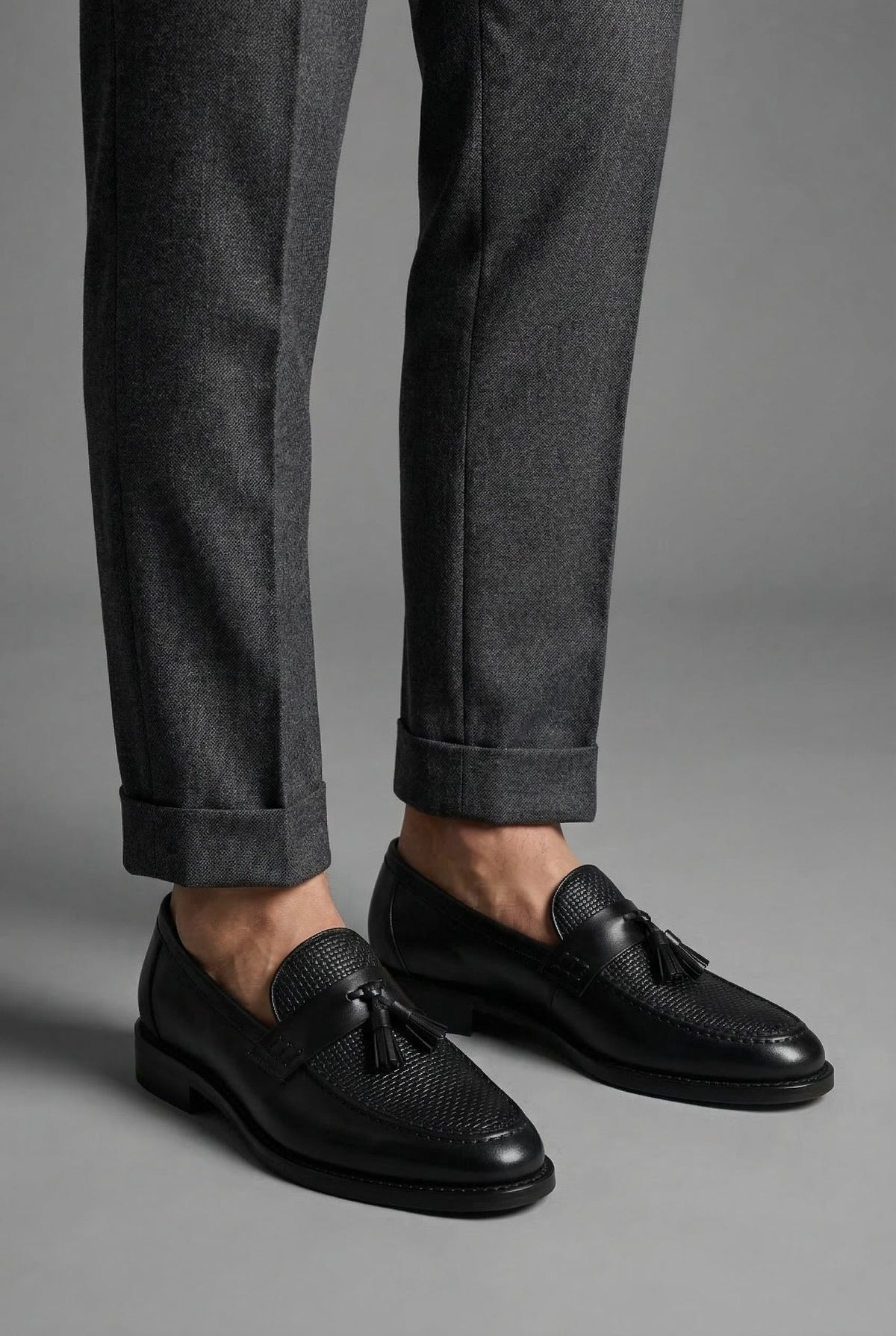 Mocasines tejidos con borlas para hombre