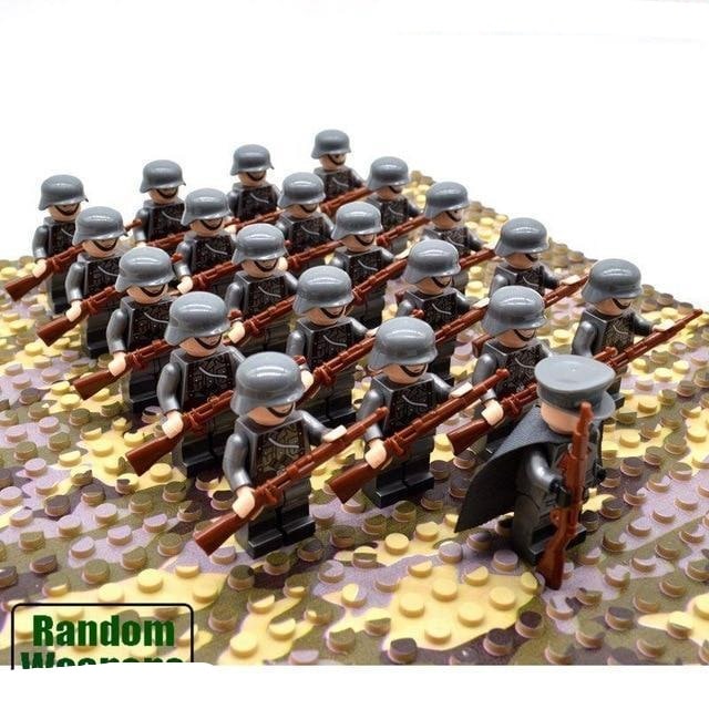 Kids' Building Blocks Military Minifigures Set with Miniature Soldiers and Toy Weapons - Image 4