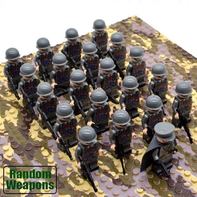 Kids' Building Blocks Military Minifigures Set with Miniature Soldiers and Toy Weapons - Image 6