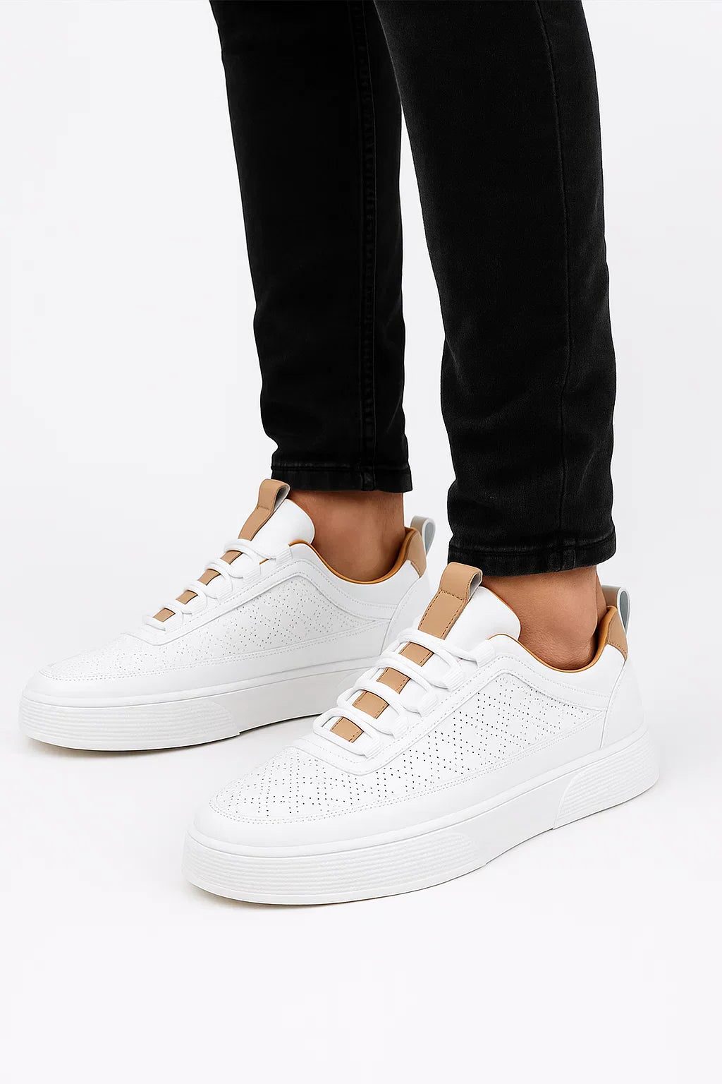 Men's Perforated Lace-Up Trainers