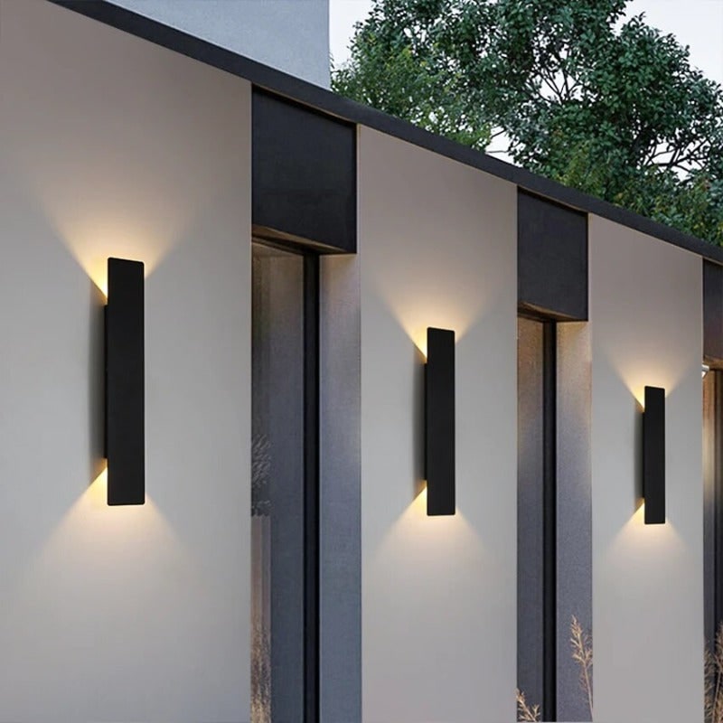 LED Wall Sconce with Modern Linear Design and Up Down Glow for Outdoor Lighting - Image 4