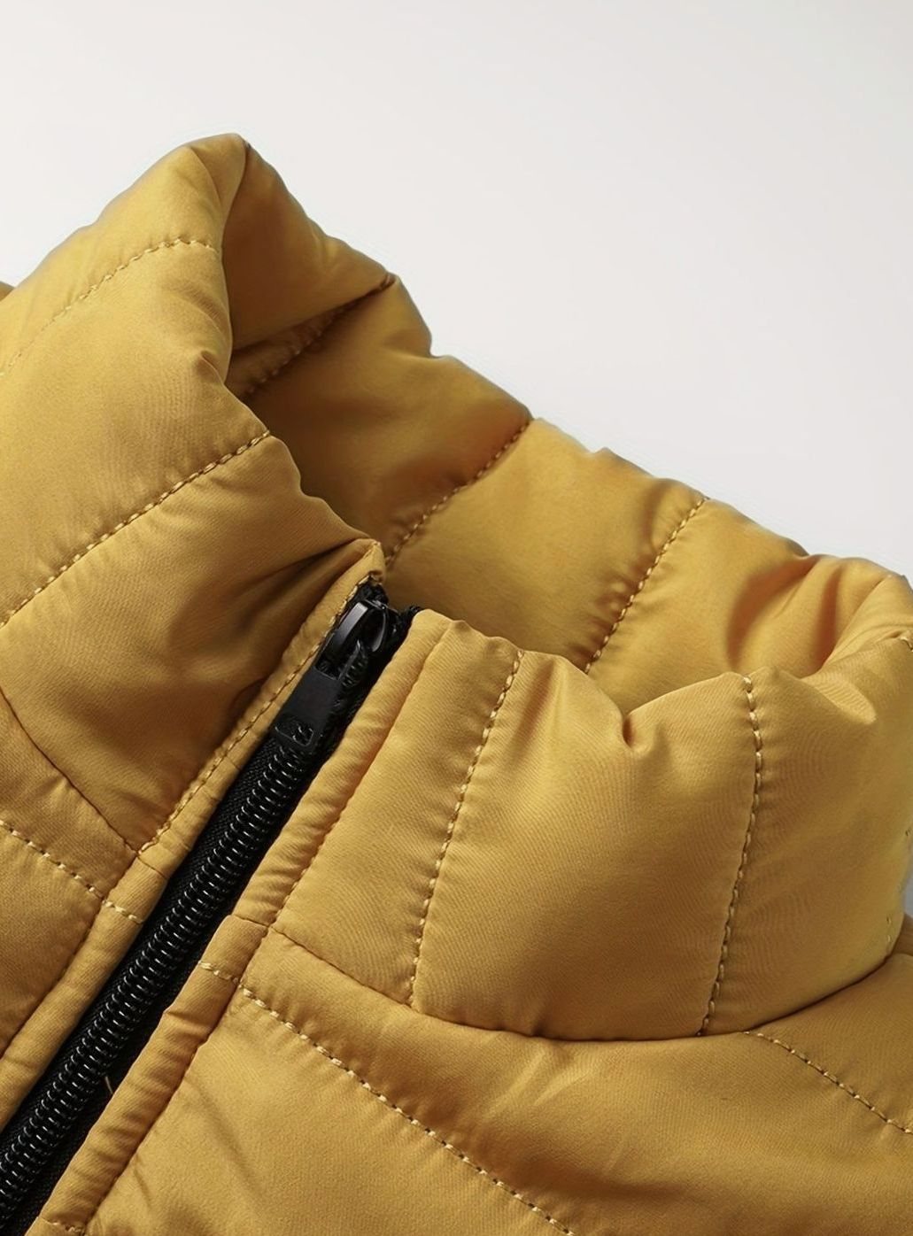 Men's Lightweight Quilted Puffer Jacket