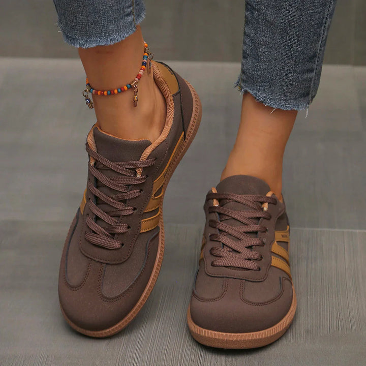 Magda | Women's Low Lace-Up Sneakers