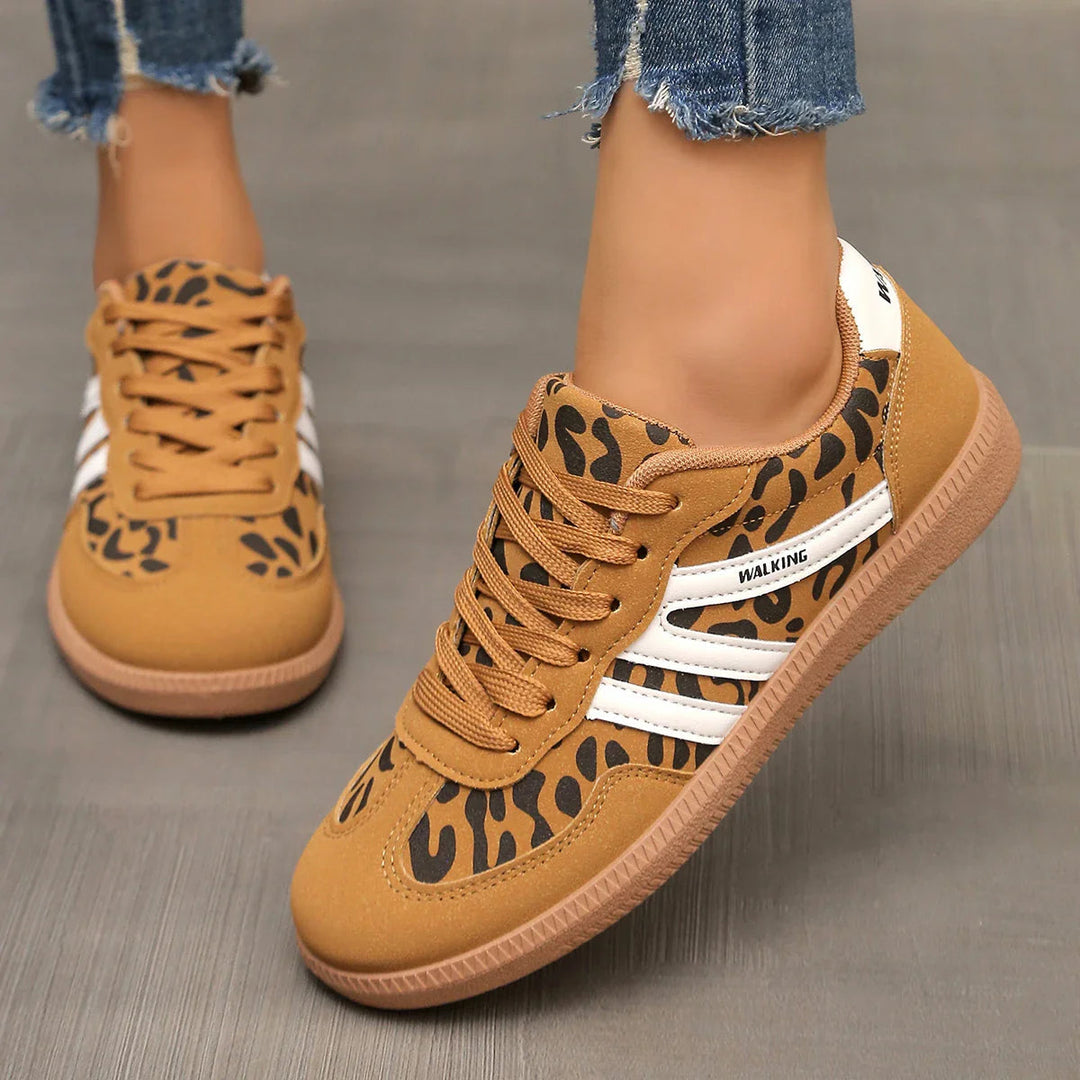 Magda | Women's Low Lace-Up Sneakers