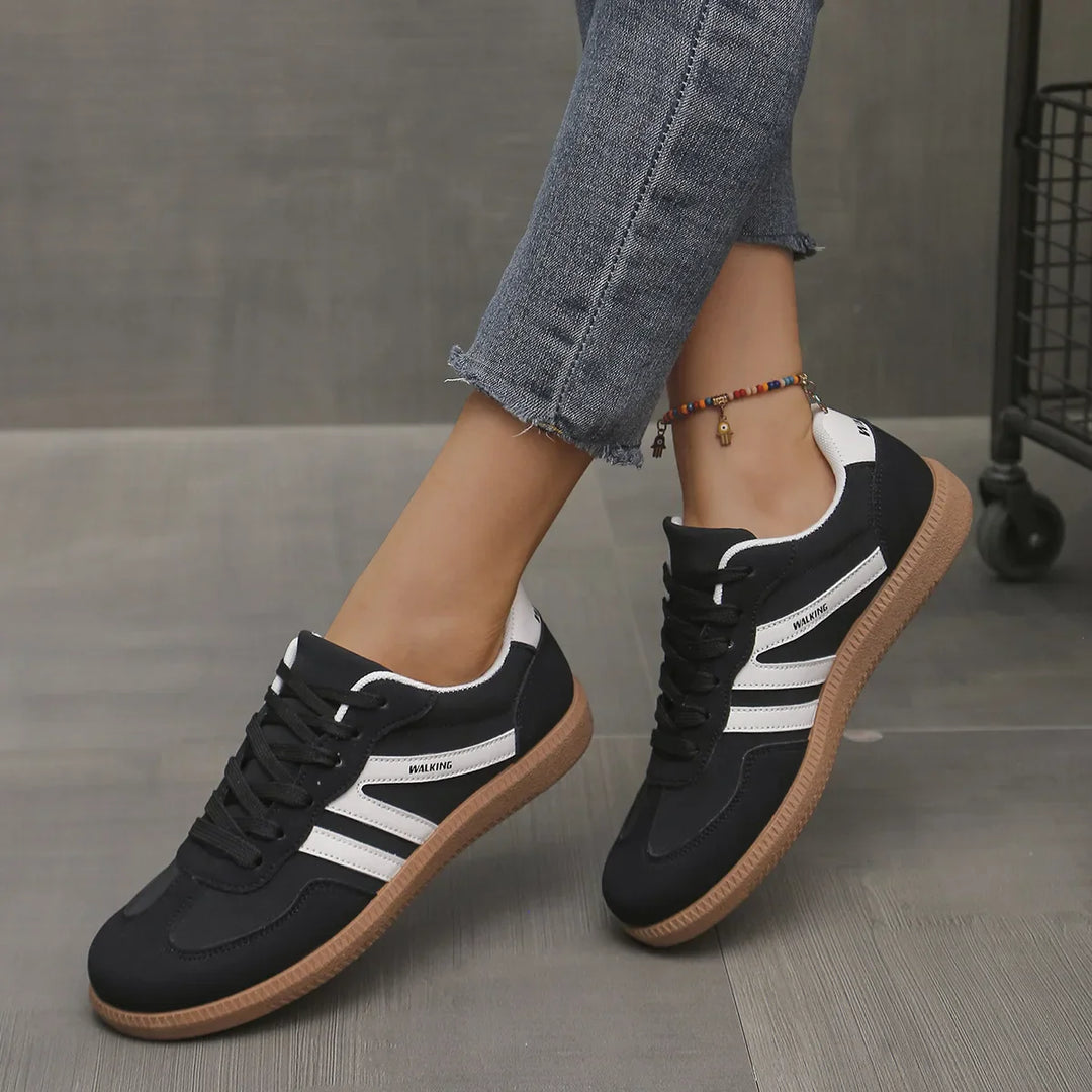 Magda | Women's Low Lace-Up Sneakers