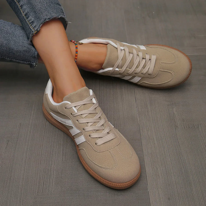 Magda | Women's Low Lace-Up Sneakers