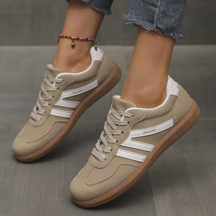 Magda | Women's Low Lace-Up Sneakers