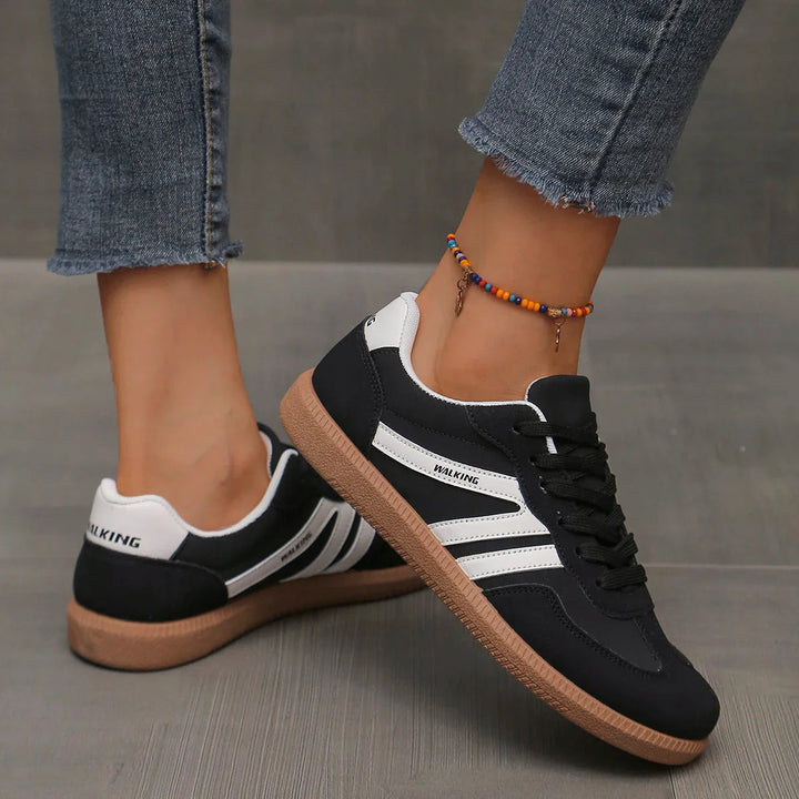 Magda | Women's Low Lace-Up Sneakers