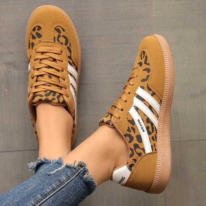 Magda | Women's Low Lace-Up Sneakers