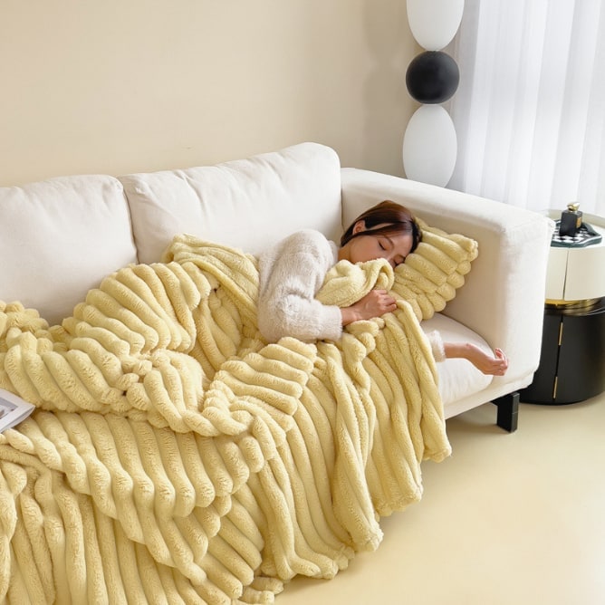 Soft Faux Fur Blanket with Plush Pile Ribbed Texture and Matching Pillowcase - Image 9