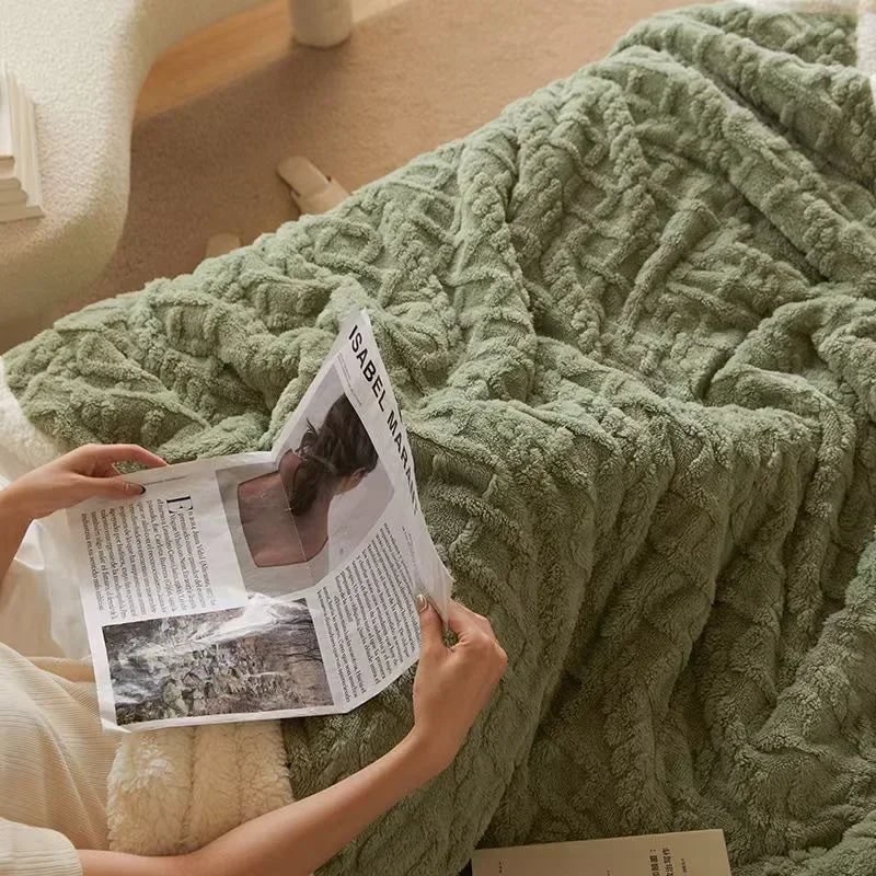 Ultra Plush Throw Blanket with Sherpa Fleece and Textured Cable-Knit Pattern - Image 5