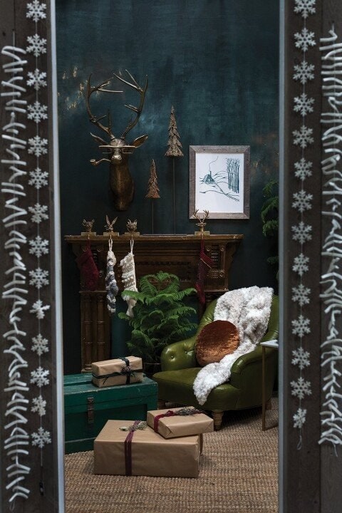 Wall Mounted Animal Sculpture with Textured Metal Artwork and Faux Taxidermy Design - Image 7