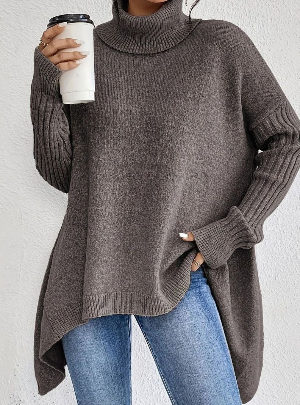 Women's Oversized Cashmere Turtleneck Jumper