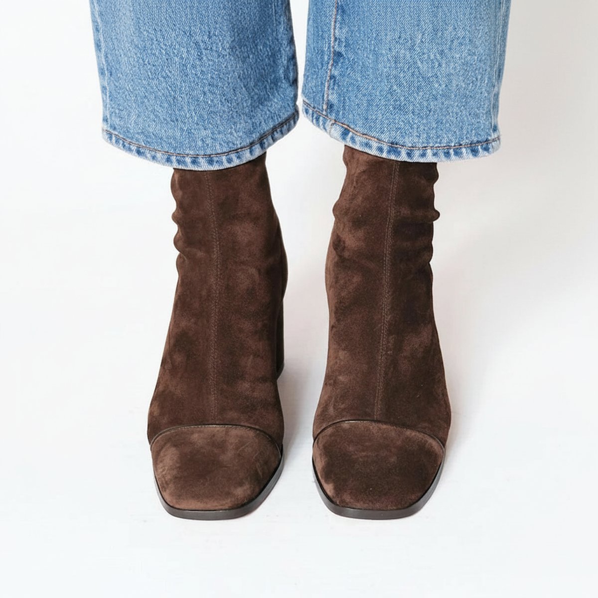 Bottines en daim à bout carré pour femme